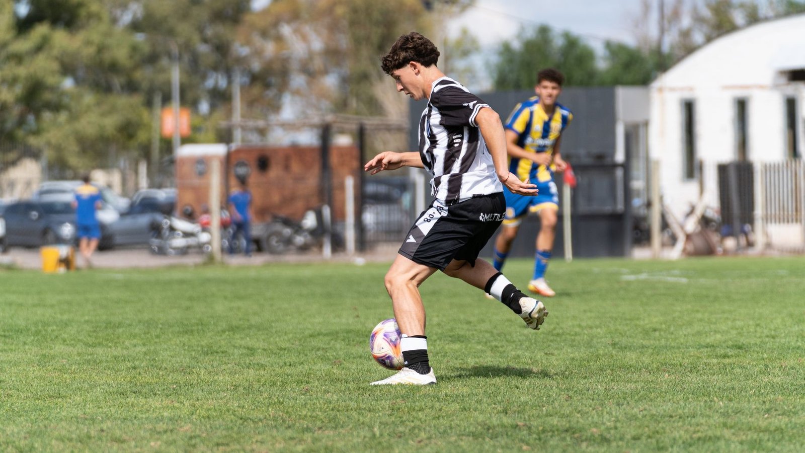 Ferran Torres soccer action